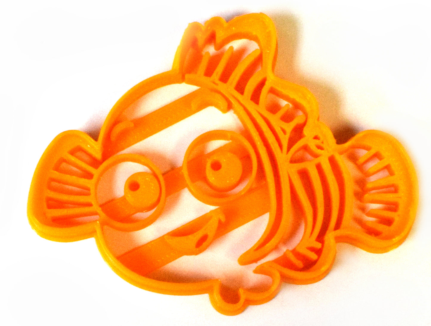 Finding Nemo Disney Pixar Movie Character Fish Cookie Cutter USA PR523