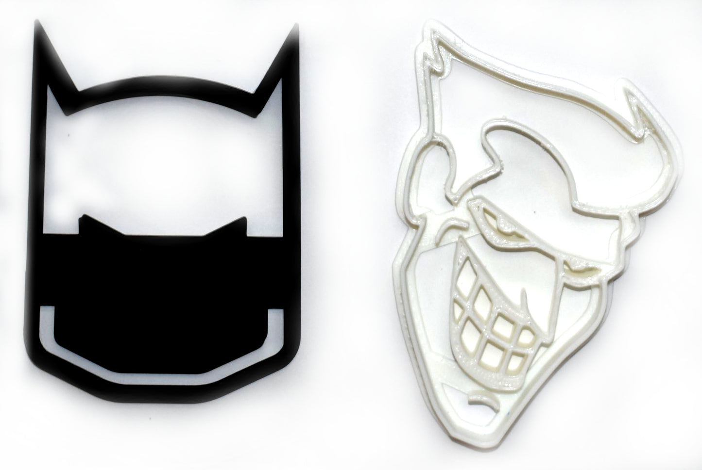 Batman Joker DC Comics Superhero Villain Set Of 2 Cookie Cutters USA PR1054
